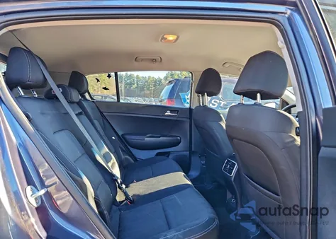 2019 Kia Sportage Lx z USA, uszkodzony, nr VIN KNDPMCAC5K7571880